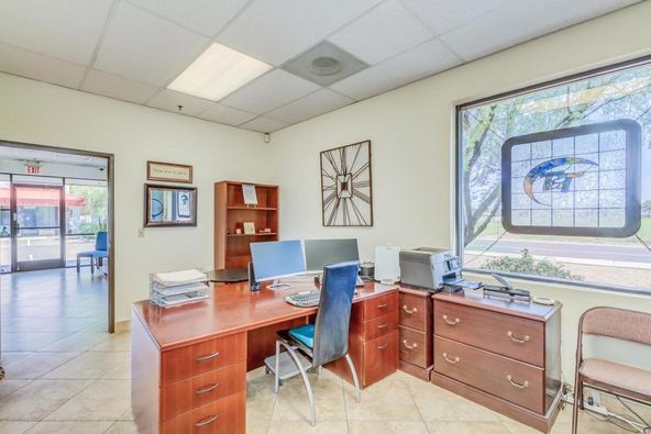 7118 W Frier Dr, Glendale, AZ 85303